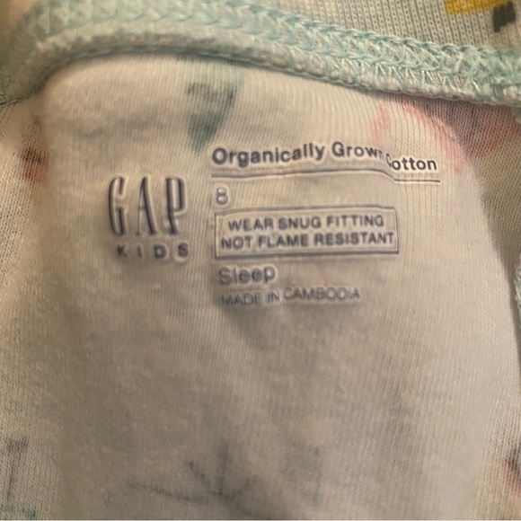 Sweet Organic Winter Pjs from Gap - Picture 5 of 5